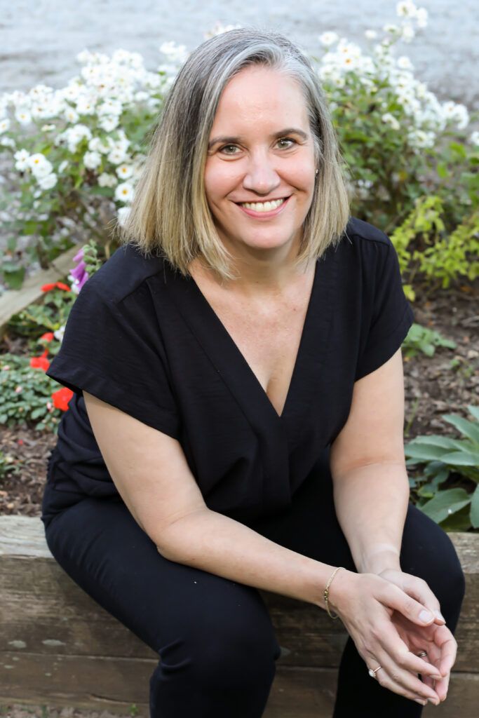 Headshot of a therapist specializing in internal family systems, and supporting therapists and highly sensitive people.